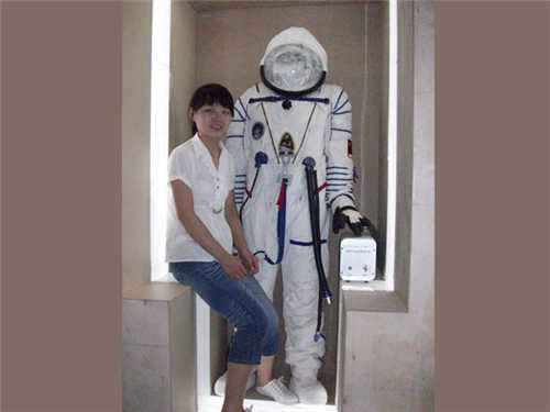 艙內航天服
